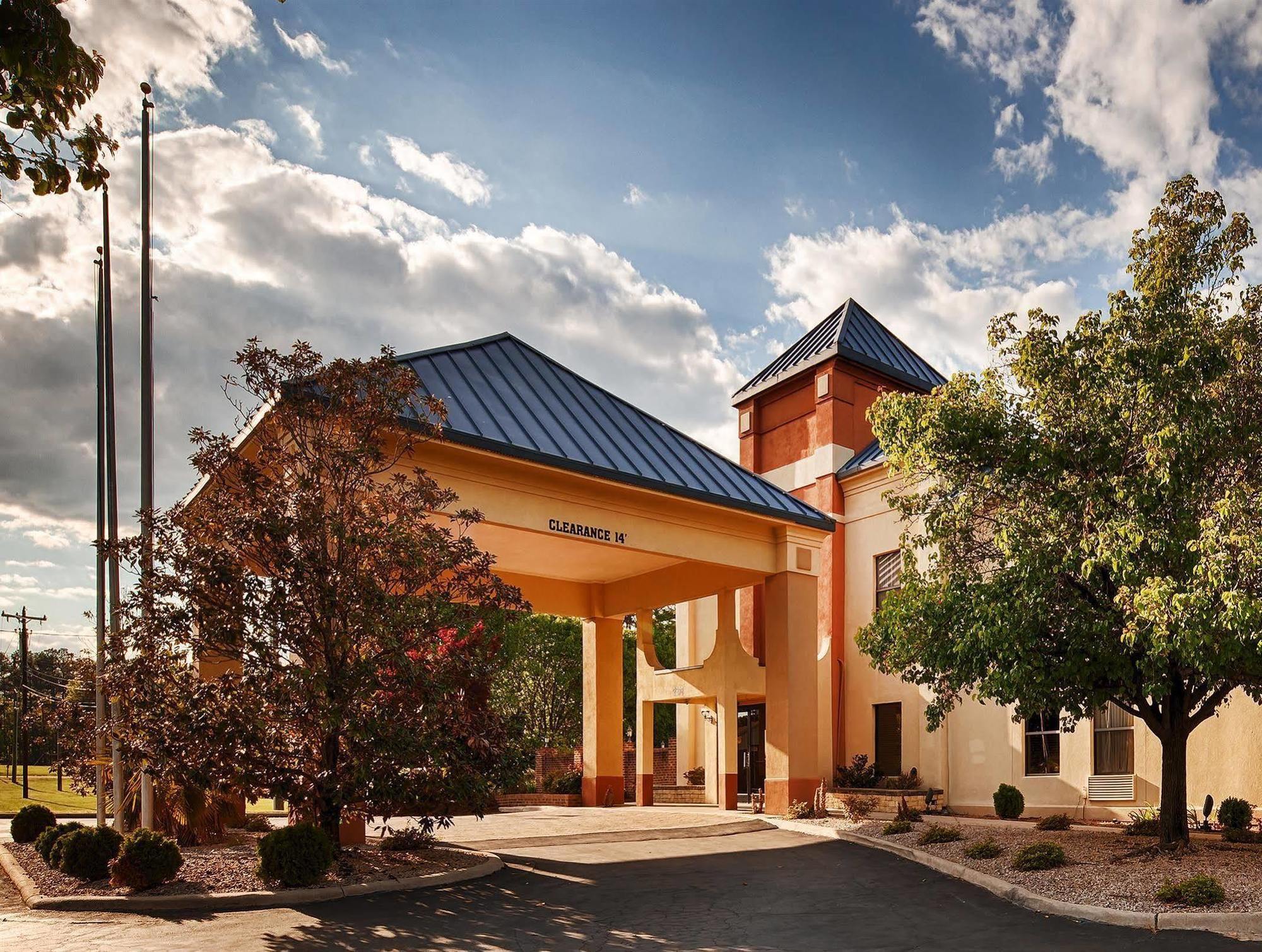 Best Western Butner Creedmoor Inn Exteriör bild